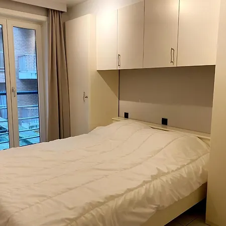 In Near The Beach, Cleaning Included Apartament